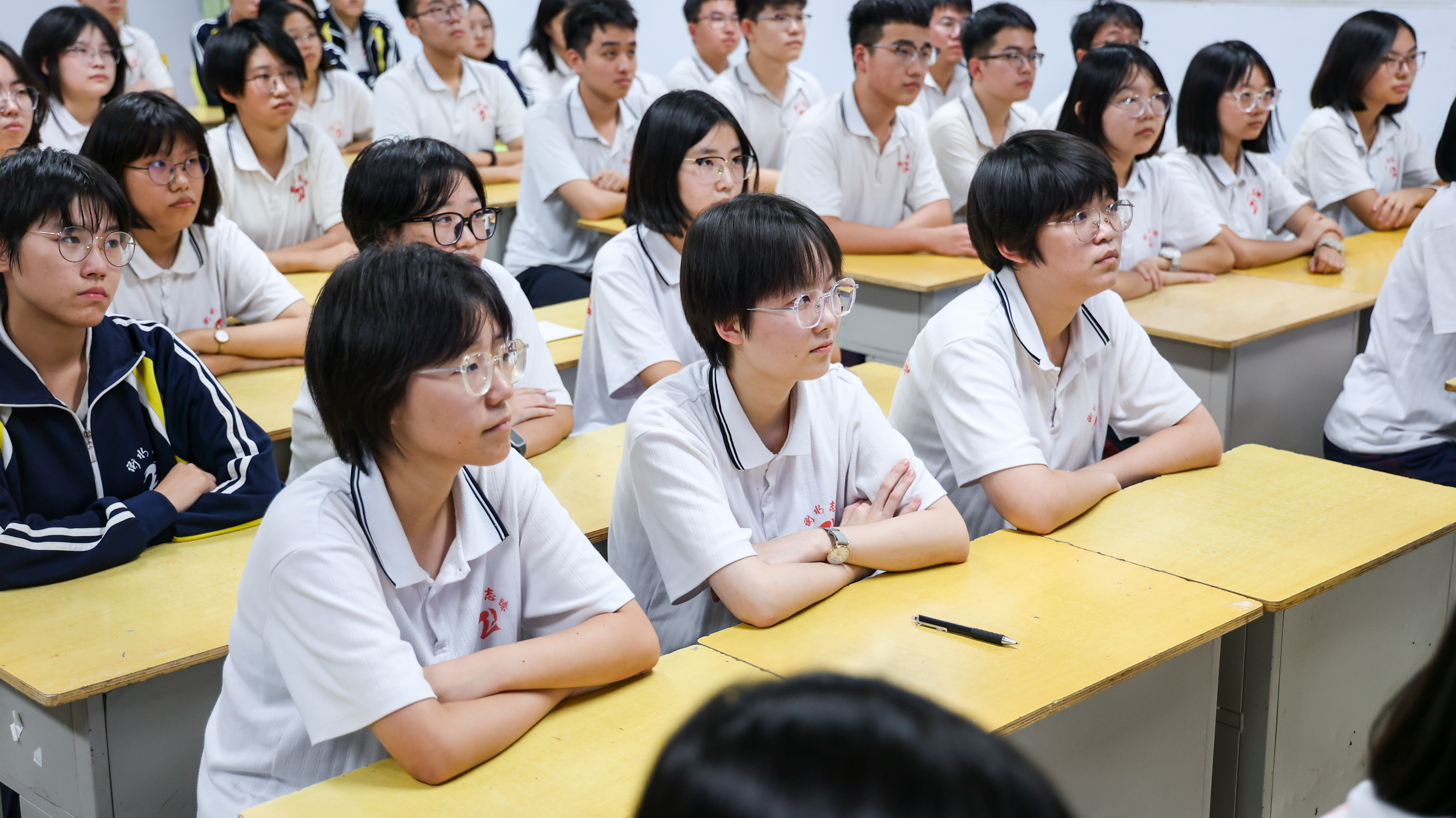 0V5A0204.jpg 0V5A0204.jpg