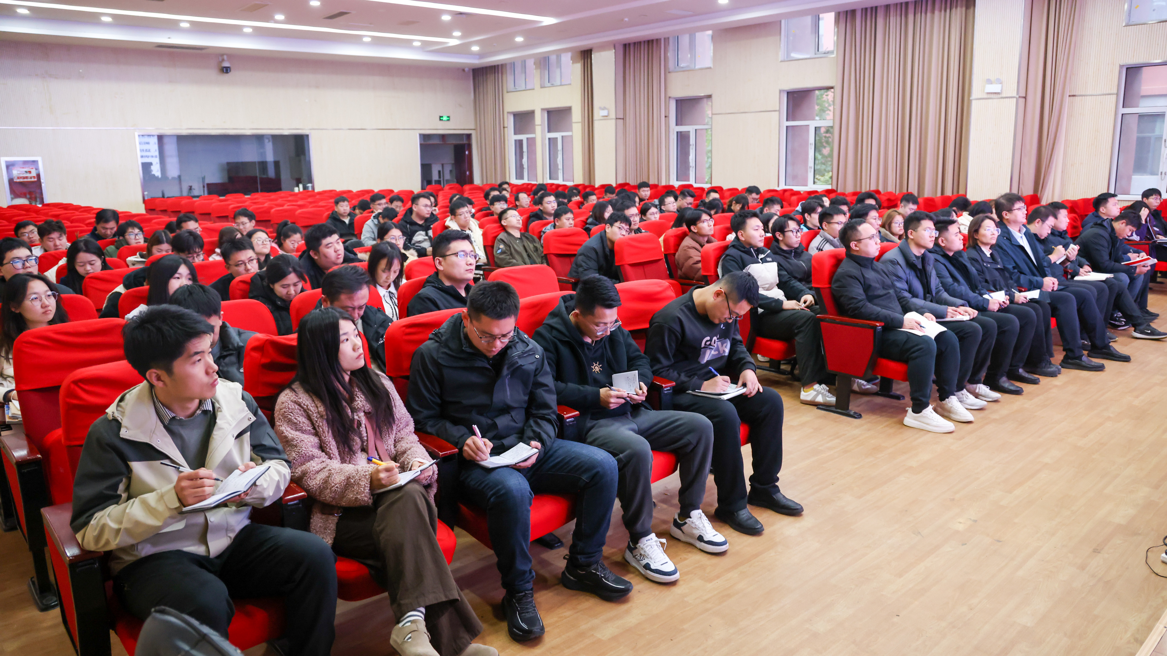 2G6A9366.jpg 2G6A9366.jpg